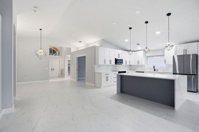 11709 Castellon Court, Boynton Beach, FL 33437