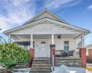 7534 Fisher Avenue, Warren, MI 48091