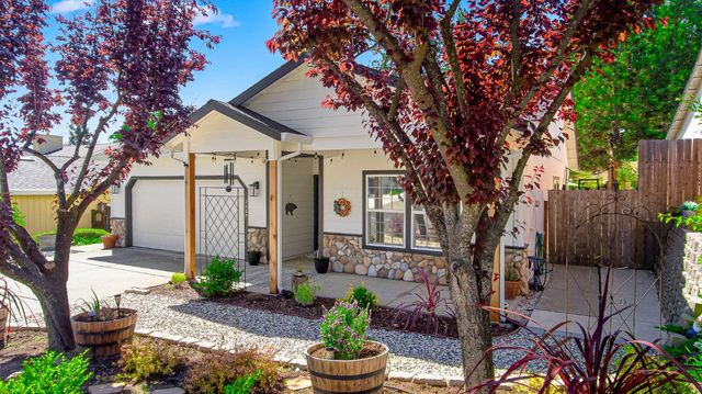 2725 Clay St, Placerville, CA 95667