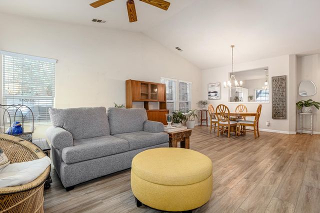 2725 Clay St, Placerville, CA 95667