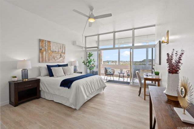 500 University Avenue PH6, Honolulu, HI 96826