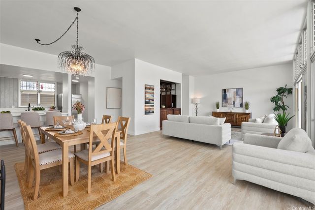 500 University Avenue PH6, Honolulu, HI 96826