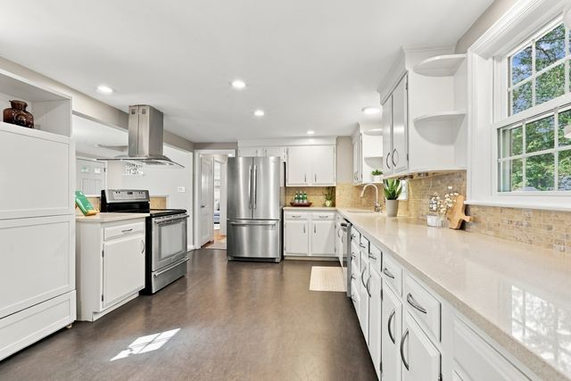 76 Curtis Street, Reading, MA 01867