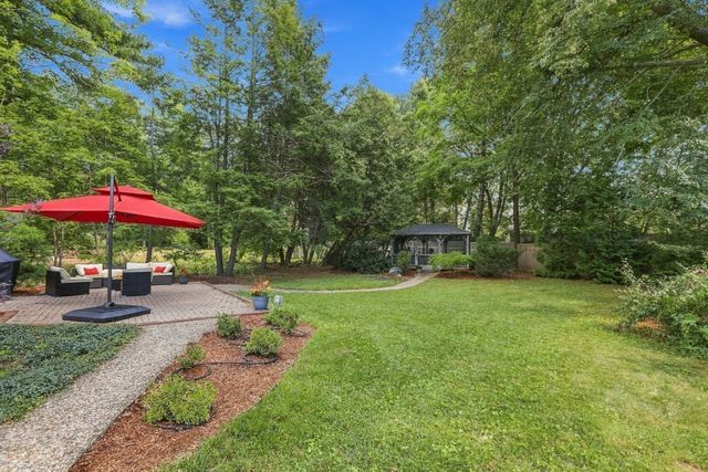 76 Curtis Street, Reading, MA 01867