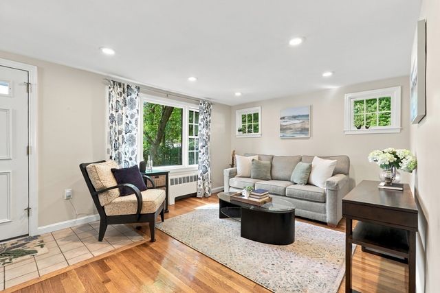 76 Curtis Street, Reading, MA 01867