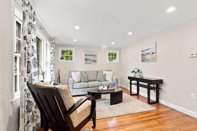 76 Curtis Street, Reading, MA 01867