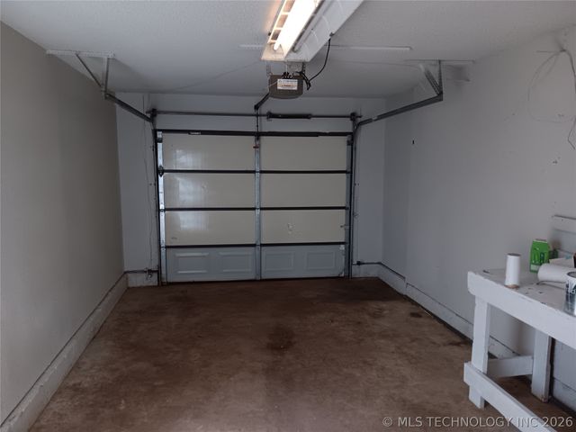 13804 S Glen Place, Glenpool, OK 74033