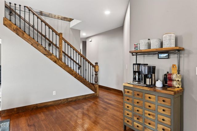 63109 Turret Court, Bend, OR 97701