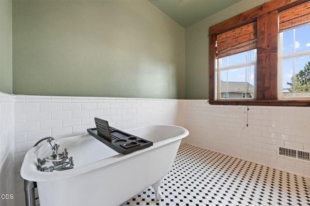 63109 Turret Court, Bend, OR 97701