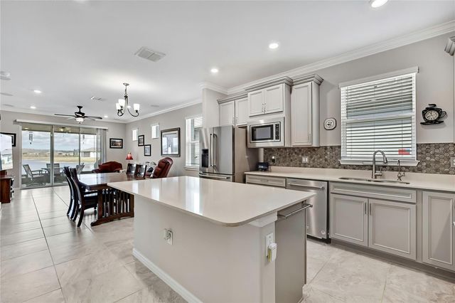 5503 BLUE CRUSH BEND, Land O Lakes, FL 34638