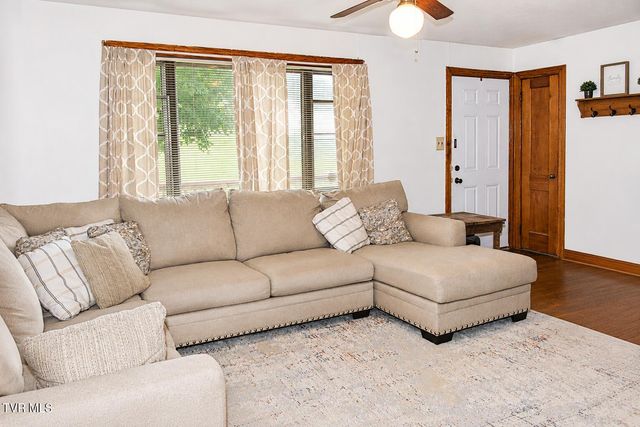 1112 Nelms Lane, Kingsport, TN 37665