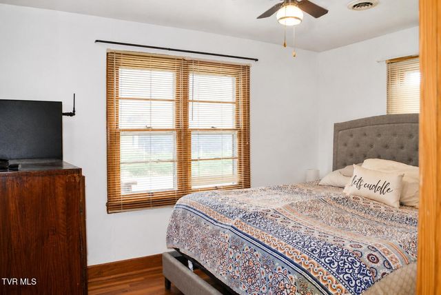 1112 Nelms Lane, Kingsport, TN 37665