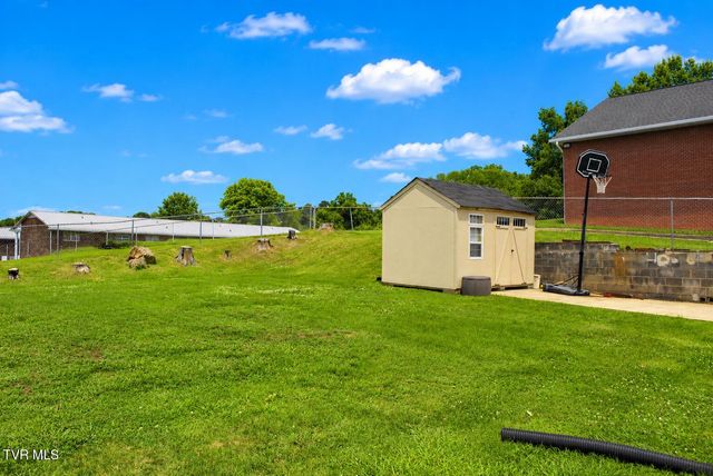1112 Nelms Lane, Kingsport, TN 37665