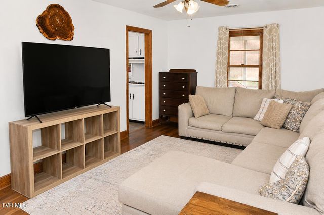1112 Nelms Lane, Kingsport, TN 37665