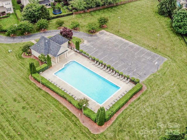 182 Harris Farm Road, Mooresville, NC 28115