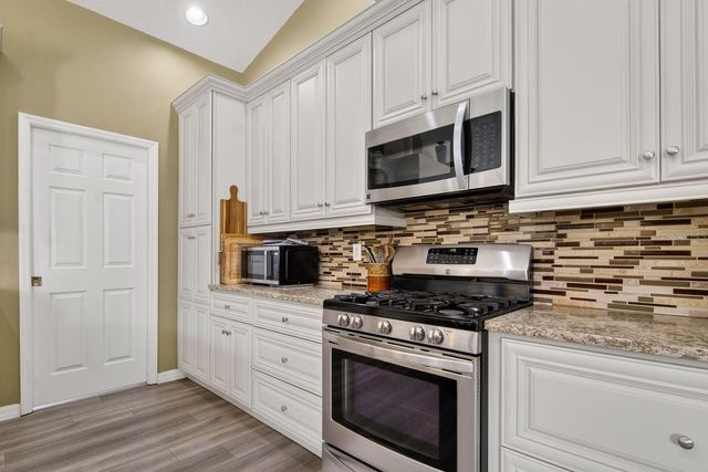 9617 GREENBANK DRIVE, Riverview, FL 33569