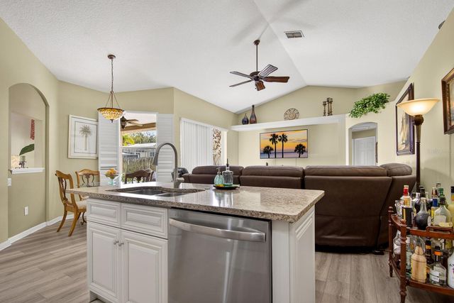 9617 GREENBANK DRIVE, Riverview, FL 33569