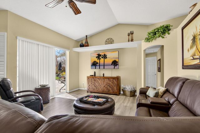 9617 GREENBANK DRIVE, Riverview, FL 33569