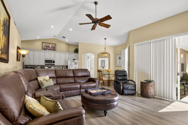 9617 GREENBANK DRIVE, Riverview, FL 33569