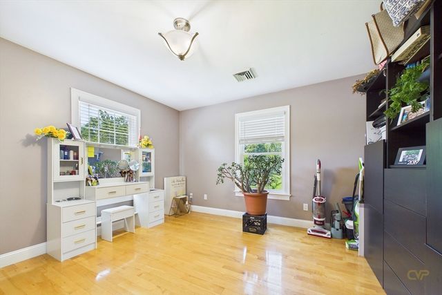 106 David St, Fall River, MA 02720
