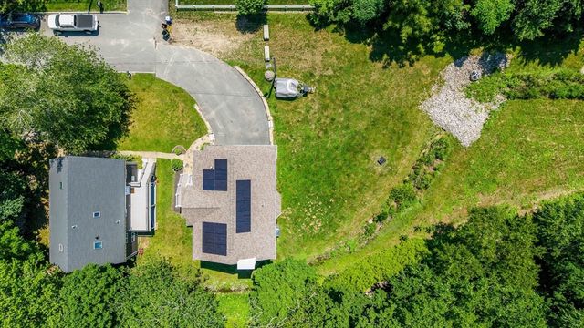 106 David St, Fall River, MA 02720