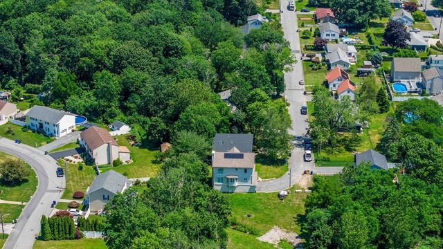 106 David St, Fall River, MA 02720