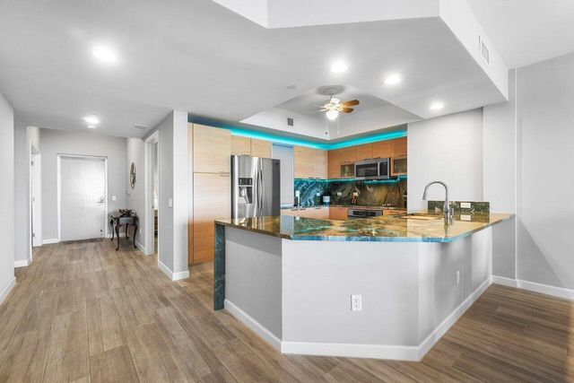 2640 Lake Shore Drive 711, Riviera Beach, FL 33404