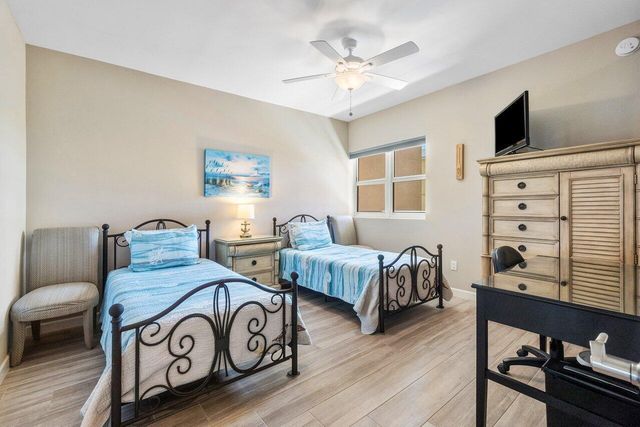 2640 Lake Shore Drive 711, Riviera Beach, FL 33404
