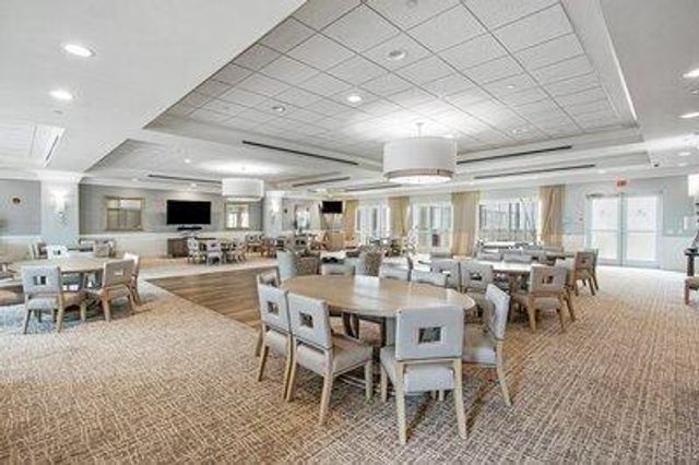 2640 Lake Shore Drive 711, Riviera Beach, FL 33404