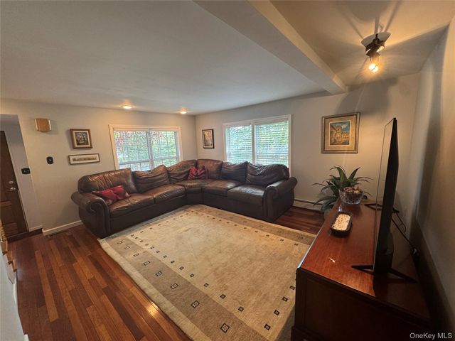 23 Edgewood Drive, Harriman, NY 10926