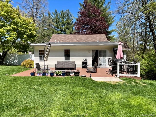 23 Edgewood Drive, Harriman, NY 10926