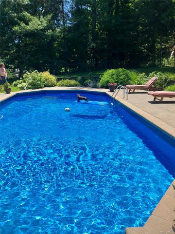 23 Edgewood Drive, Harriman, NY 10926