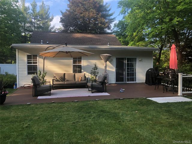 23 Edgewood Drive, Harriman, NY 10926