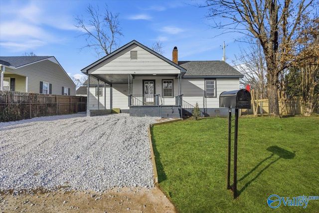 3900 Birch Avenue SW, Huntsville, AL 35805