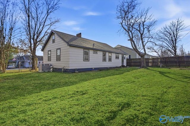 3900 Birch Avenue SW, Huntsville, AL 35805