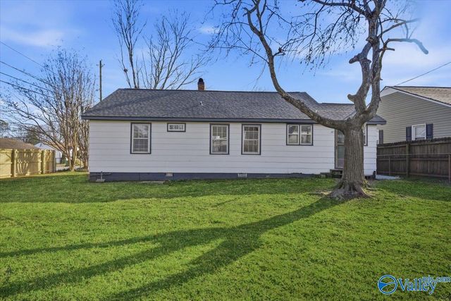 3900 Birch Avenue SW, Huntsville, AL 35805