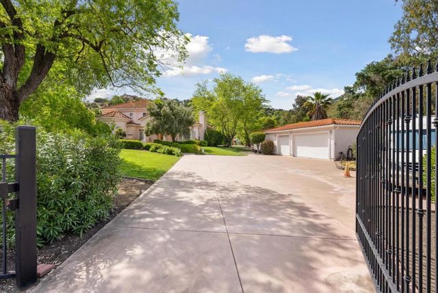 1190 Llagas Road, Morgan Hill, CA 95037