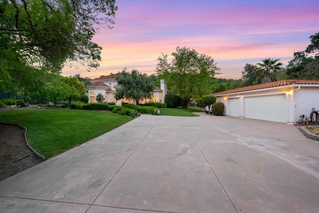 1190 Llagas Road, Morgan Hill, CA 95037