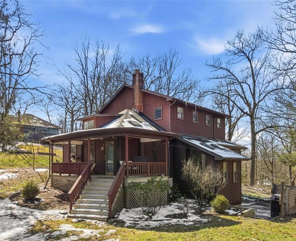 700 Woodland Road, Bradford Woods, PA 15015