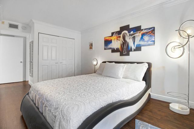 3450 Blue Lake Drive 305, Pompano Beach, FL 33064