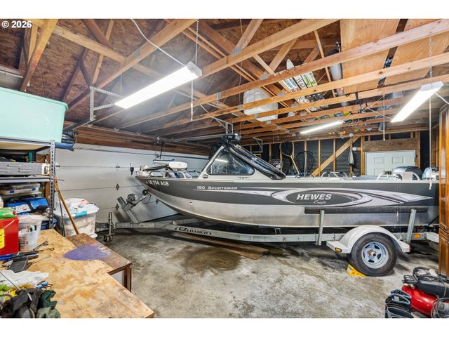 265 S EMPIRE Blvd, Coos Bay, OR 97420