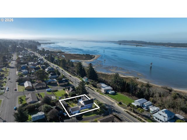 265 S EMPIRE Blvd, Coos Bay, OR 97420