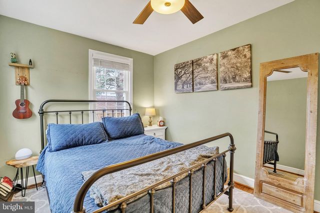 1901 SCROGGINS RD, Alexandria, VA 22302