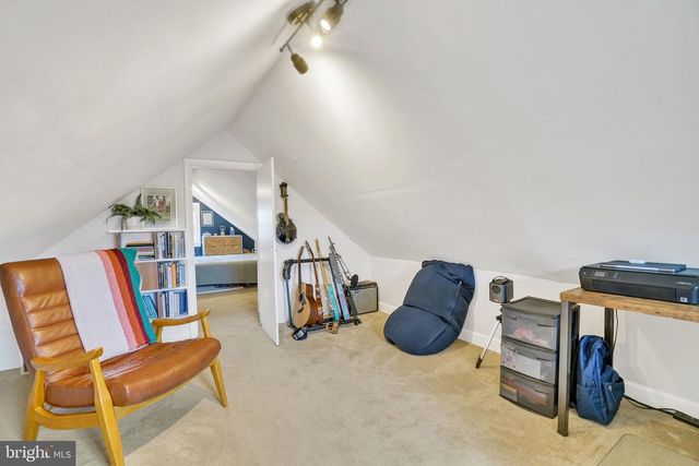 1901 SCROGGINS RD, Alexandria, VA 22302