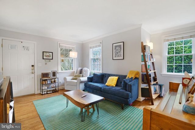 1901 SCROGGINS RD, Alexandria, VA 22302