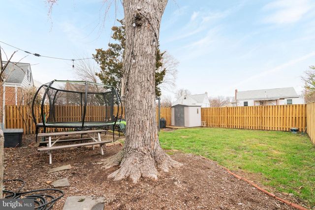 1901 SCROGGINS RD, Alexandria, VA 22302