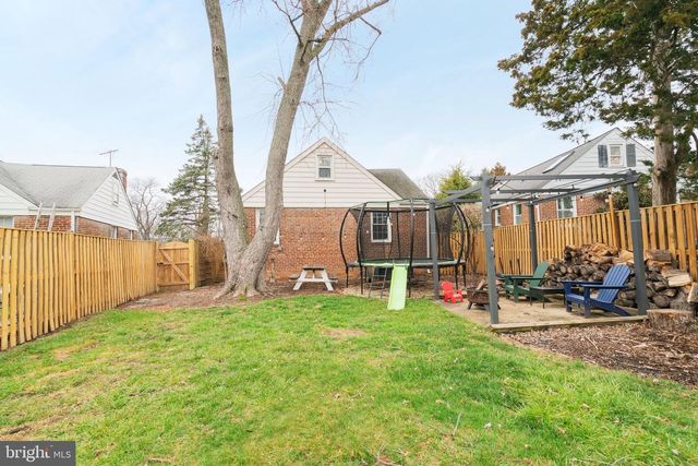 1901 SCROGGINS RD, Alexandria, VA 22302