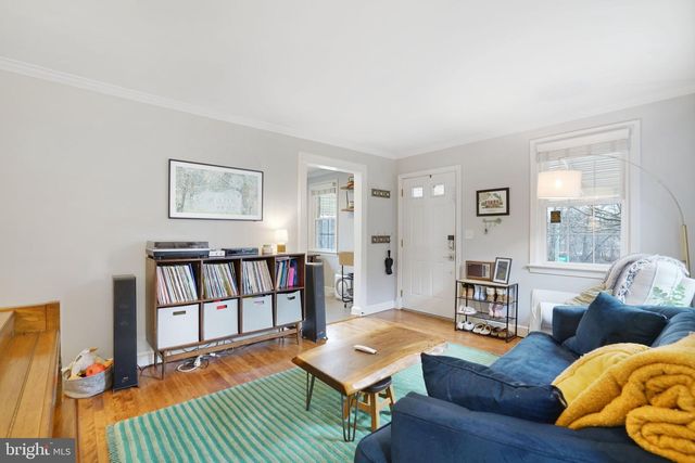 1901 SCROGGINS RD, Alexandria, VA 22302