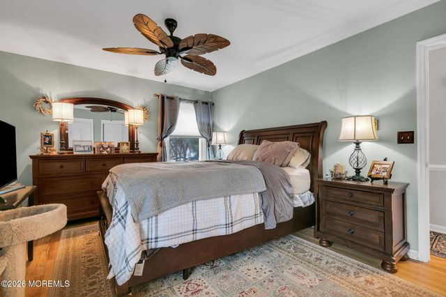 42 York Avenue, Port Monmouth, NJ 07758