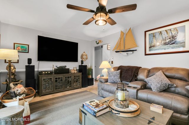 42 York Avenue, Port Monmouth, NJ 07758